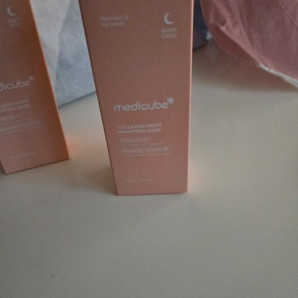 Medicube Collagen Night Wrapping Peel Off Mask 75ml - Picture 6 of 8